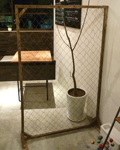 カフェテーブル